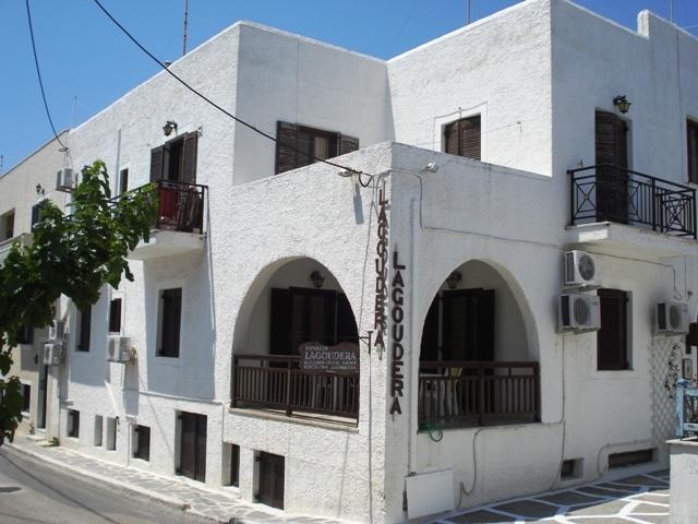 Pension Lagoudera Naxos City エクステリア 写真